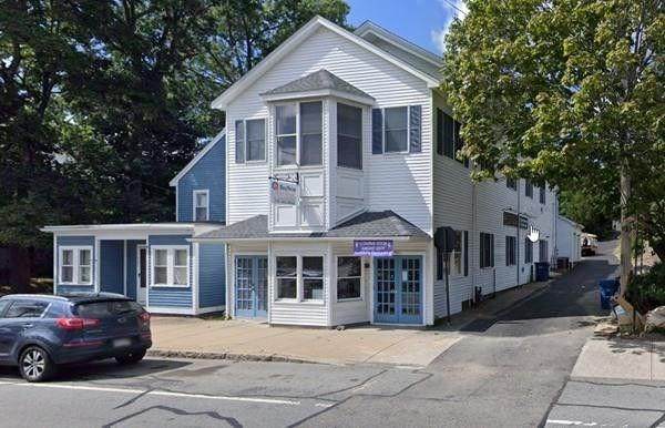 484-486 Washington St - Photo 1