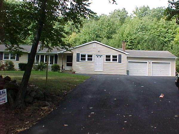 304 Walnut St - Photo 1