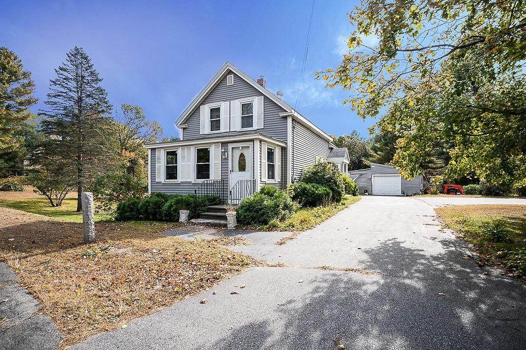 833 Salem St - Photo 1
