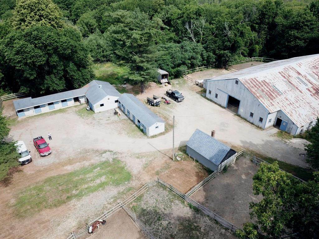 260 Moulton St - Photo 1