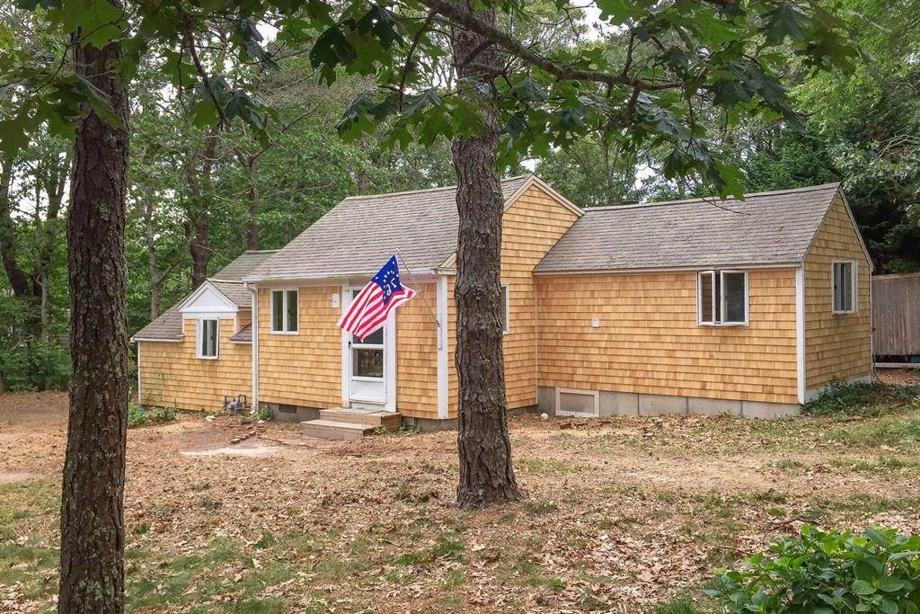 24 Bayberry Rd - Photo 1