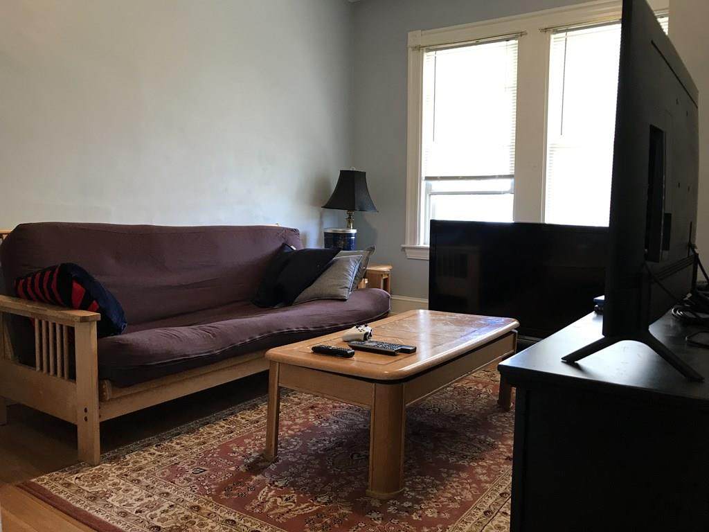 54 Echo St - Photo 1