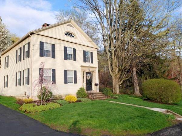 442 Old Main St - Photo 1
