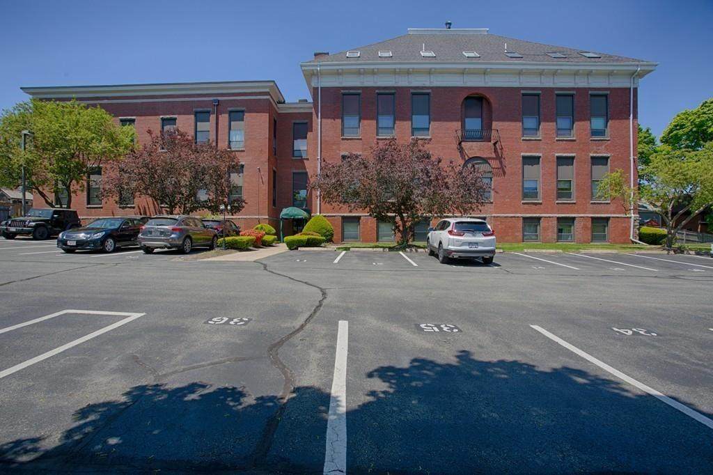 181 North St - Photo 1