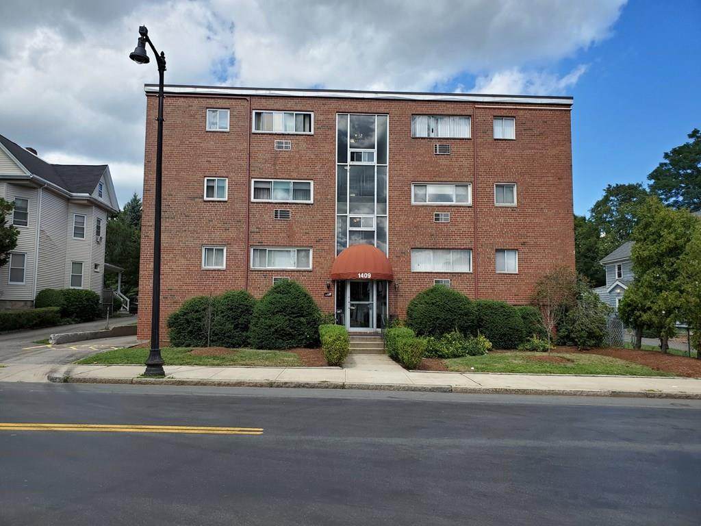 1409 River Street - Photo 1