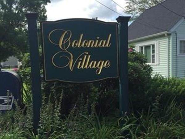 4 Colonial Village Dr - Photo 1