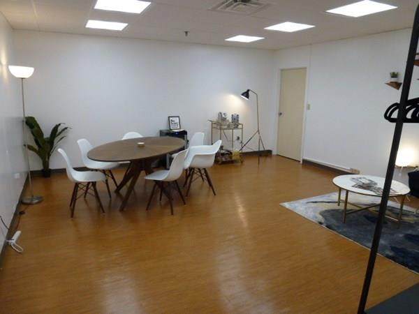 552 Massachusetts Ave - Photo 1