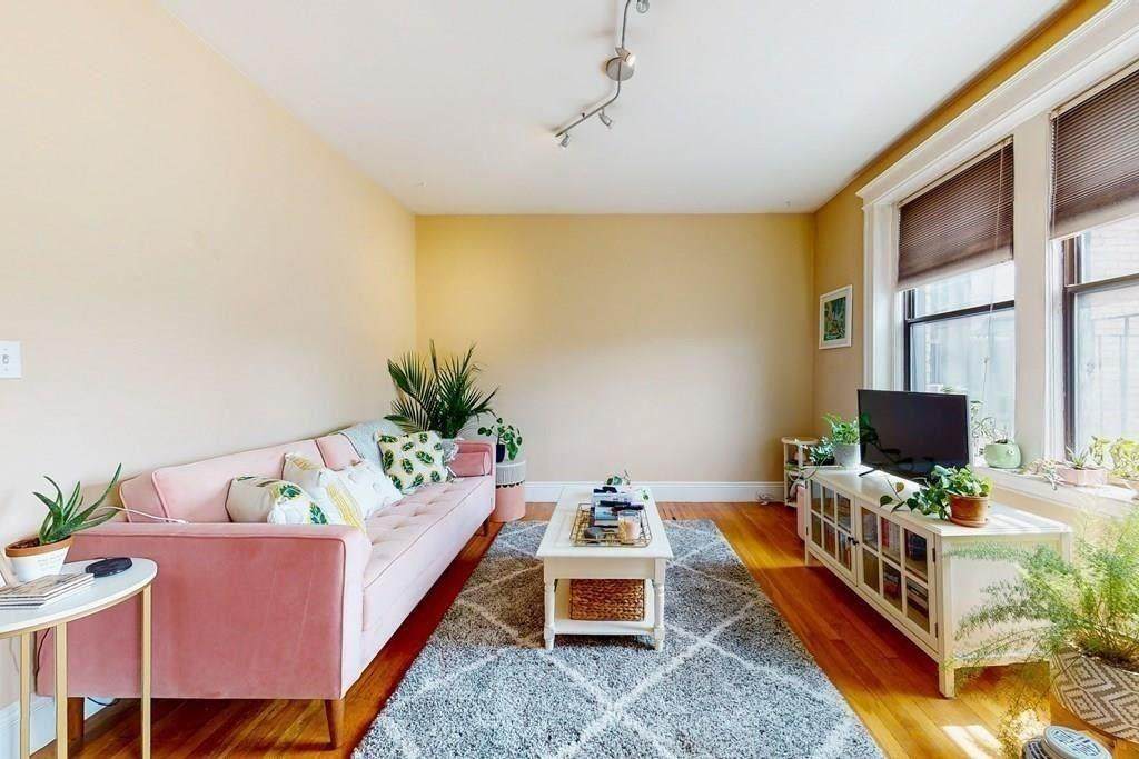 11 Park Drive - Photo 1