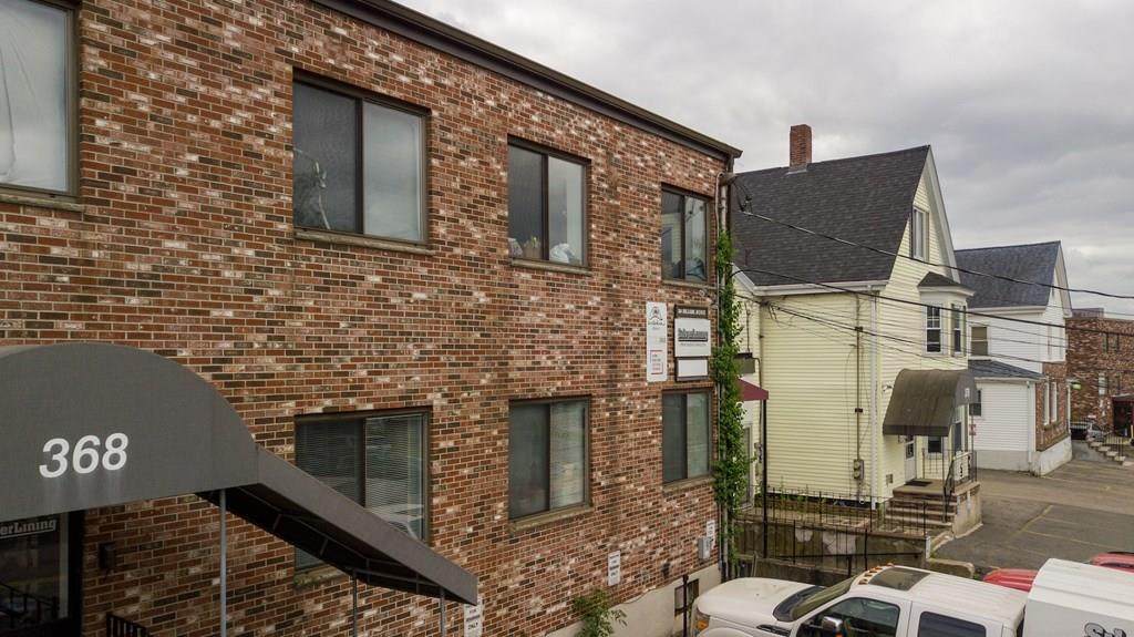 368 Hillside Ave - Photo 1