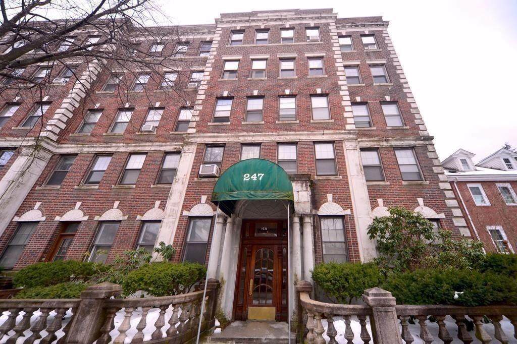 247 Chestnut Hill Ave - Photo 1