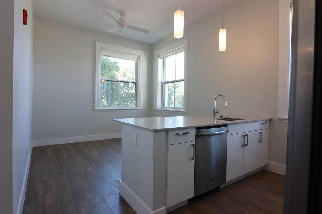 185 Washington St. - Photo 1