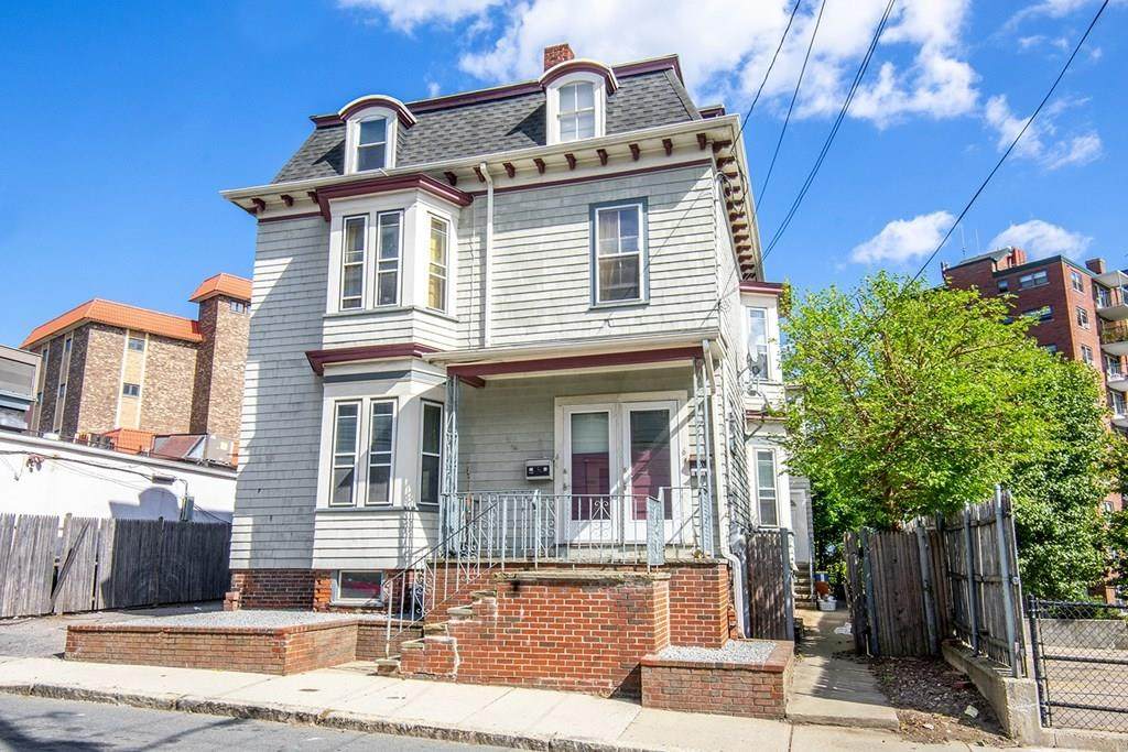 6 Hamlet St - Photo 1