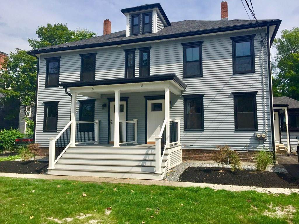 17-19 W Main St - Photo 1