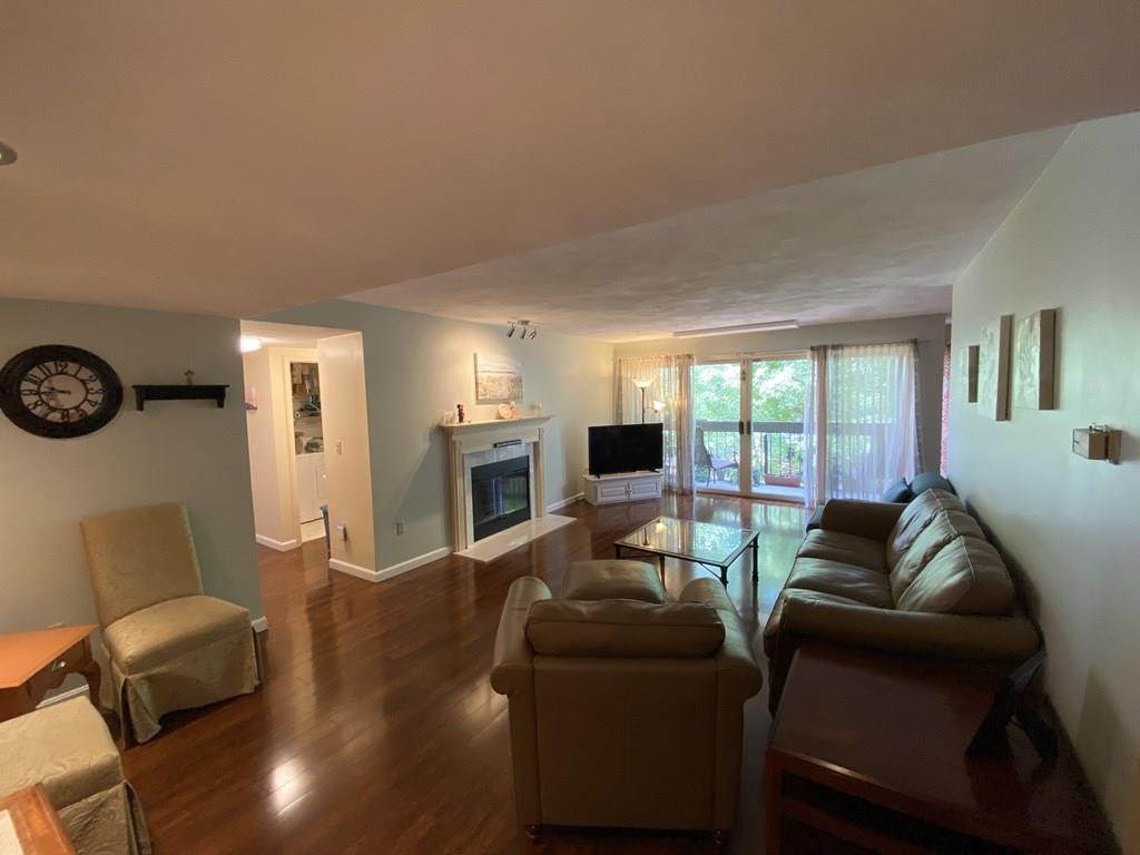 1100 Salem St - Photo 1