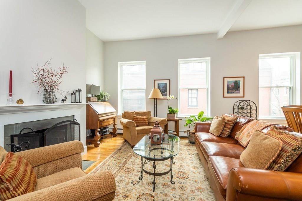 4 Wallace Ct - Photo 1