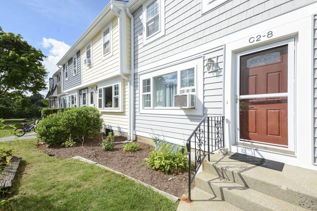 8 Lydon Ln - Photo 1