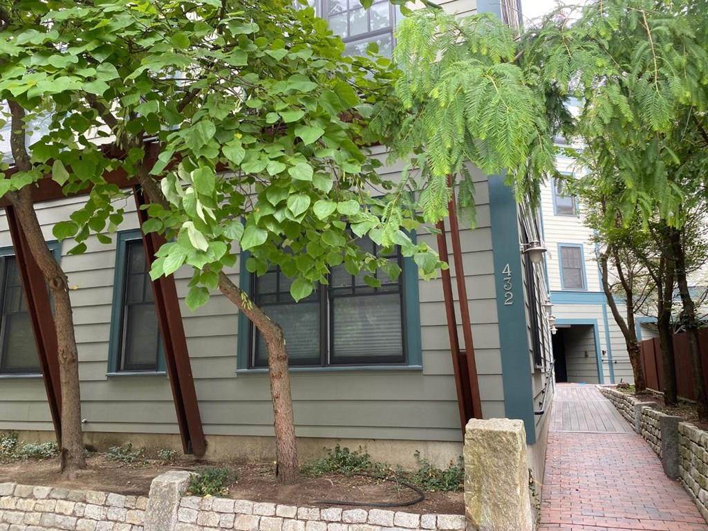 432 Norfolk St - Photo 1