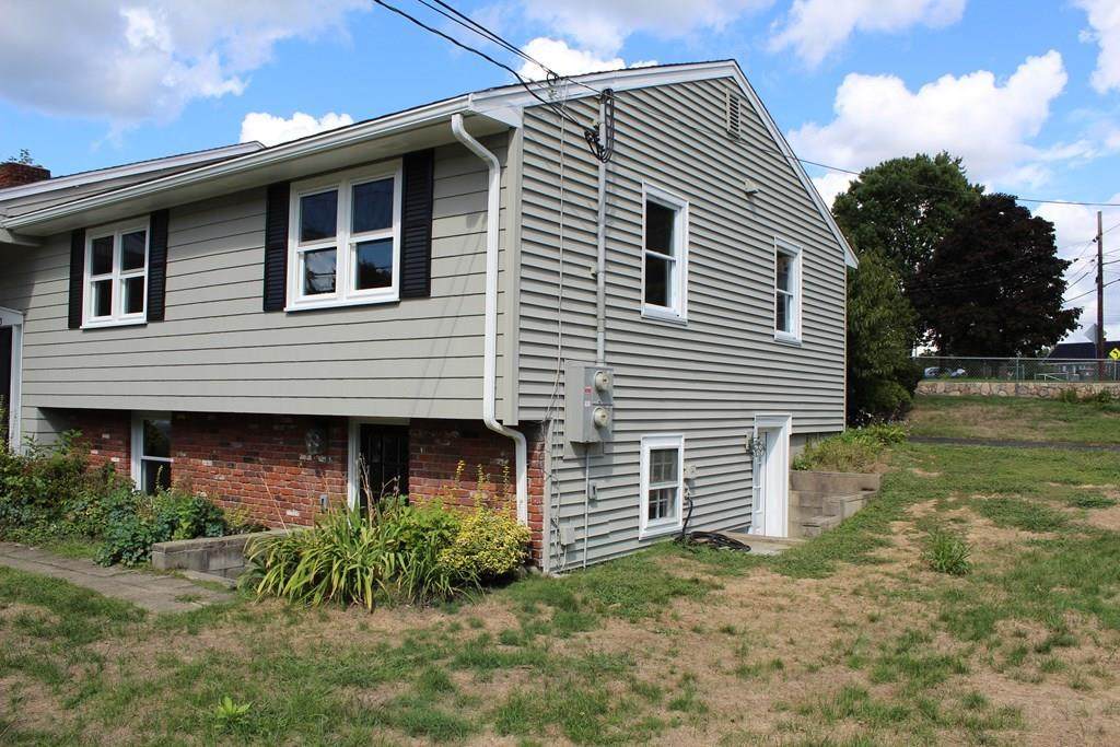 223 Winthrop St - Photo 1