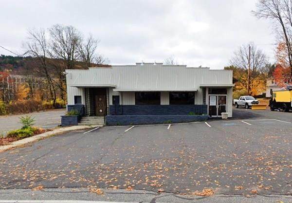 2052-2054 Bridge St - Photo 1