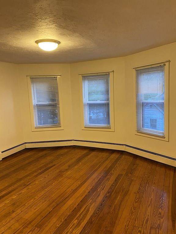 12 Farrington St - Photo 1