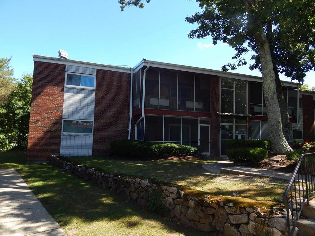 121 Grove Street - Photo 1