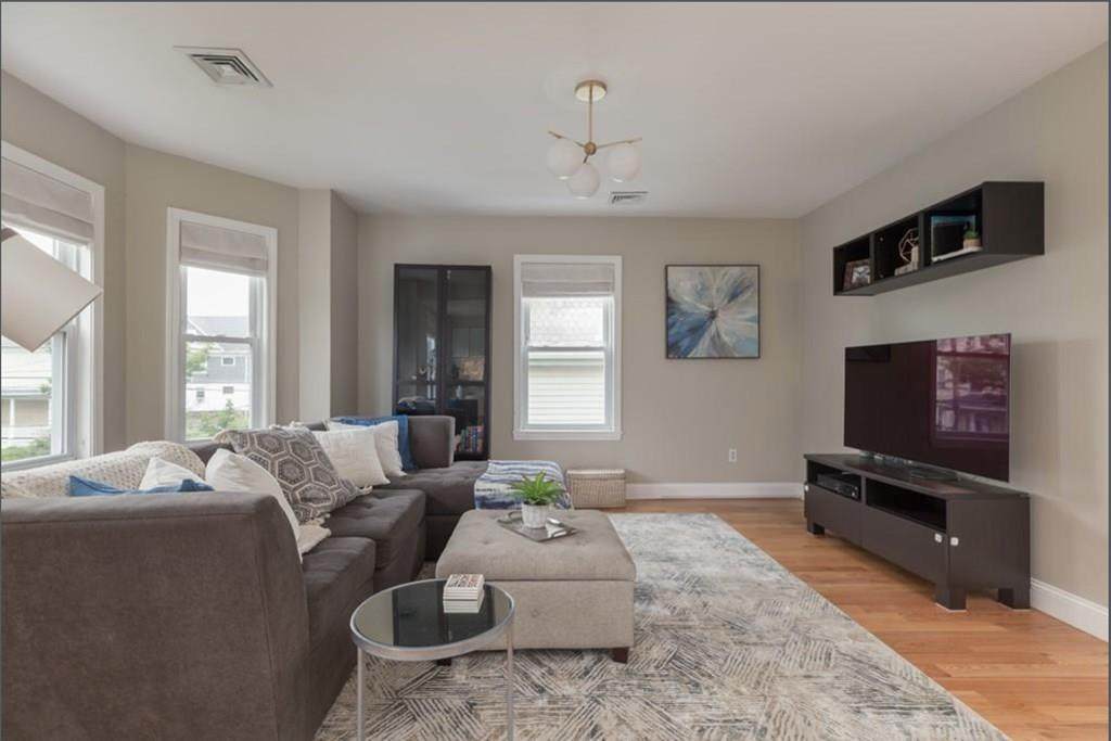 44 Vernon St - Photo 1