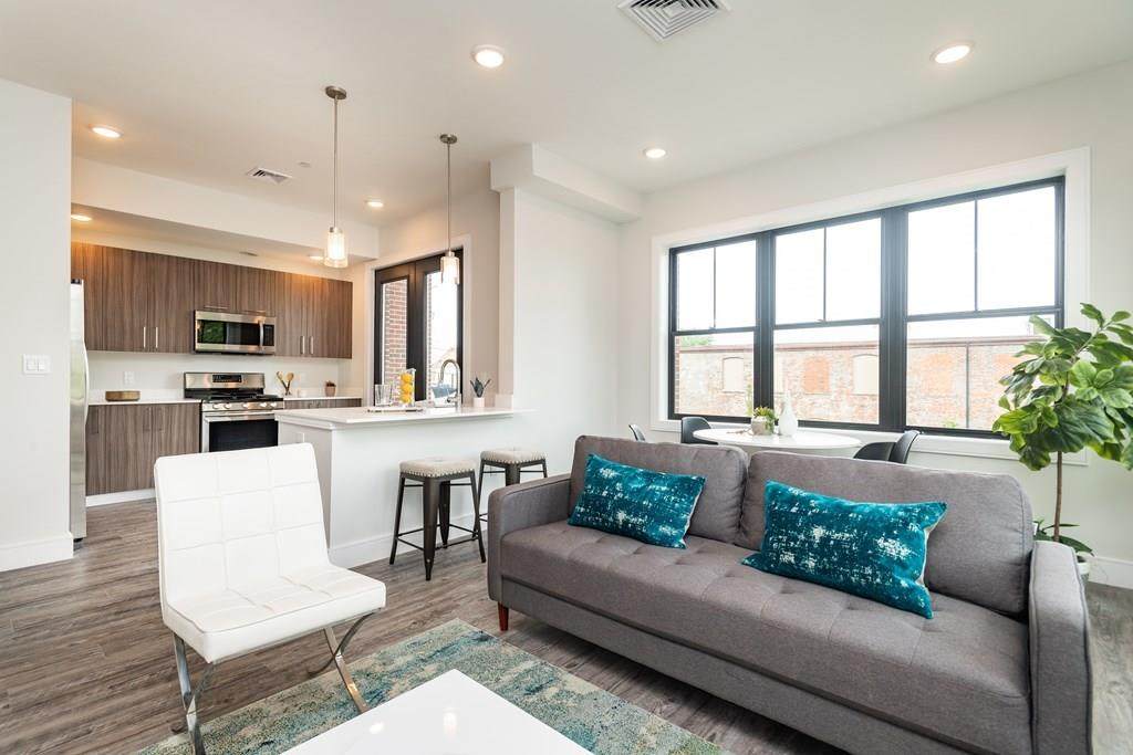 16 Laurel - Photo 1