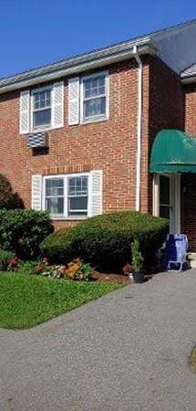 41 Emerson Gardens - Photo 1