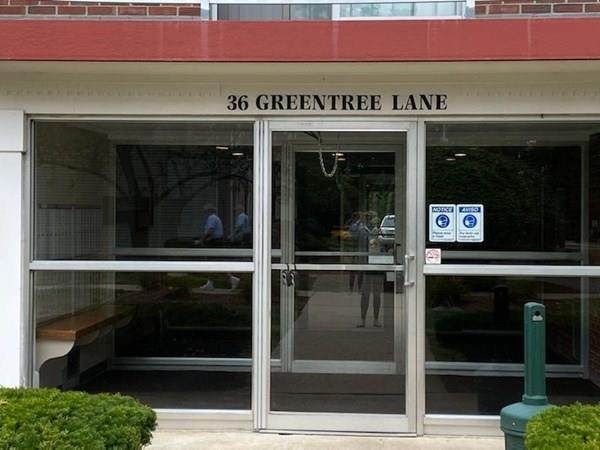 36 Greentree Ln - Photo 1