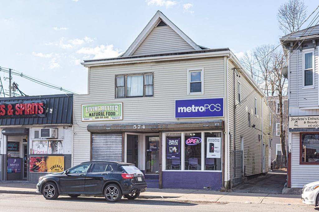 574 N Main St - Photo 1