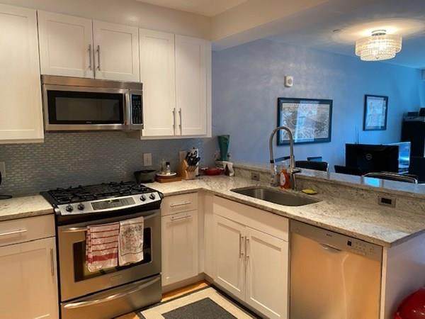 80 Broad St - Photo 1
