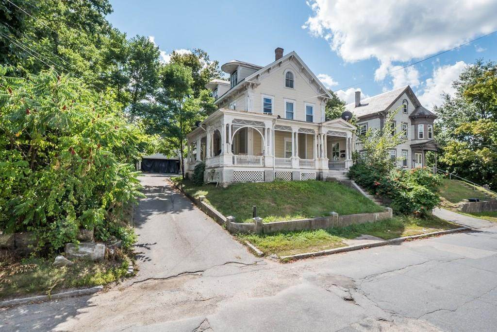 76 Charles St - Photo 1
