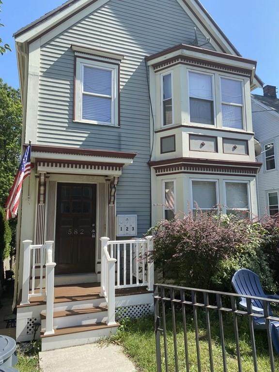 582 Freeport St - Photo 1