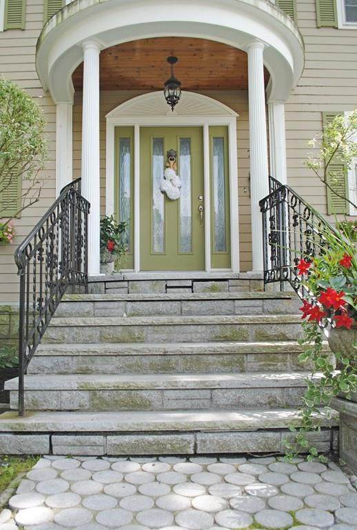 71 Laurel St - Photo 1
