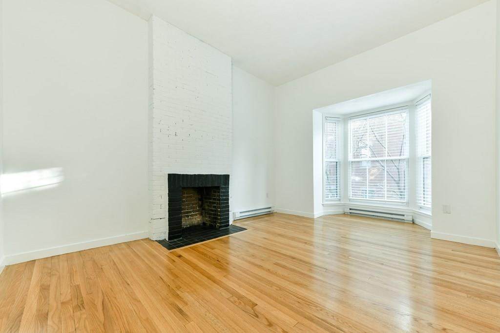 101 W. Springfield Street - Photo 1