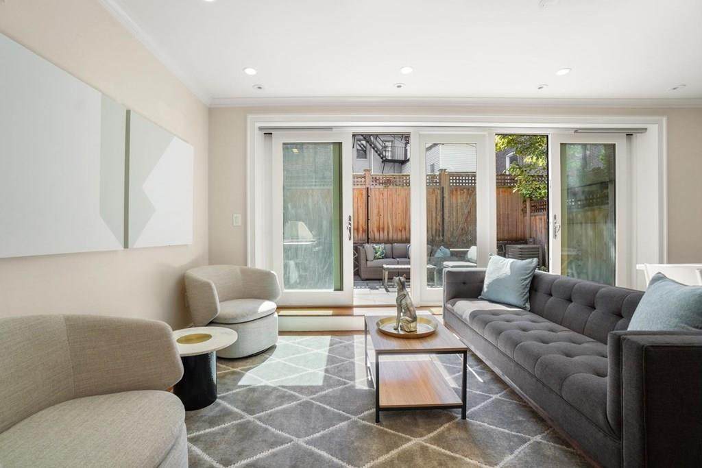 15 Melrose Street - Photo 1
