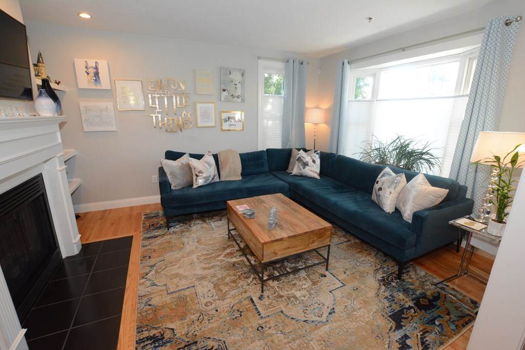 43 Sumner St - Photo 1