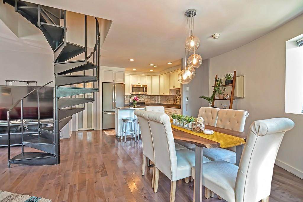 215 Thomas Burgin Pkwy - Photo 1