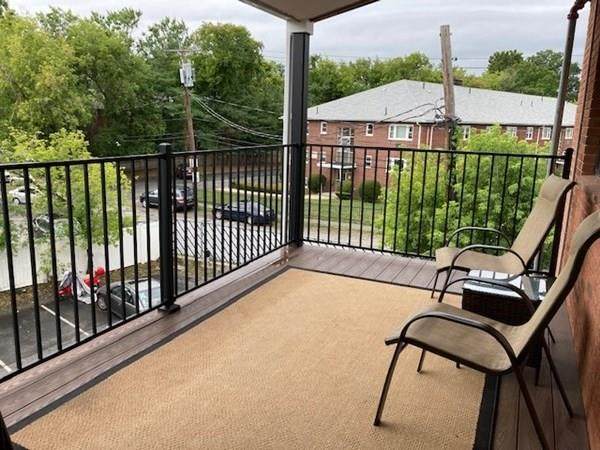 8 Arizona Terrace - Photo 1