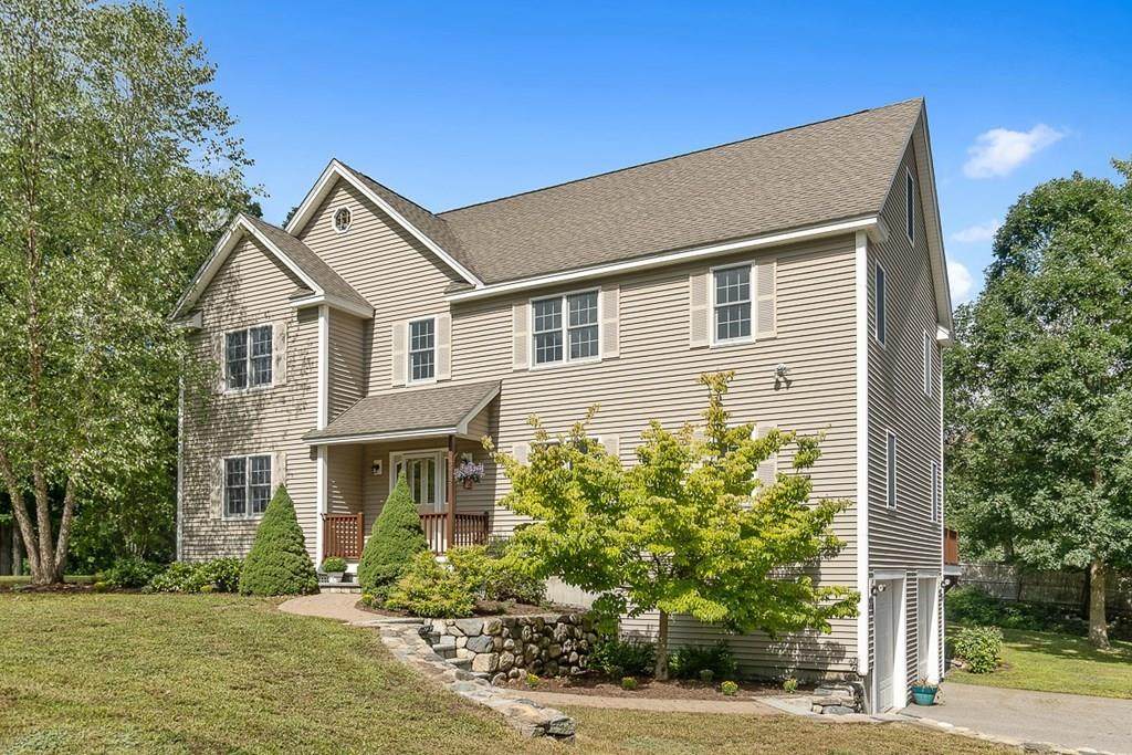 318 Great Road - Photo 1