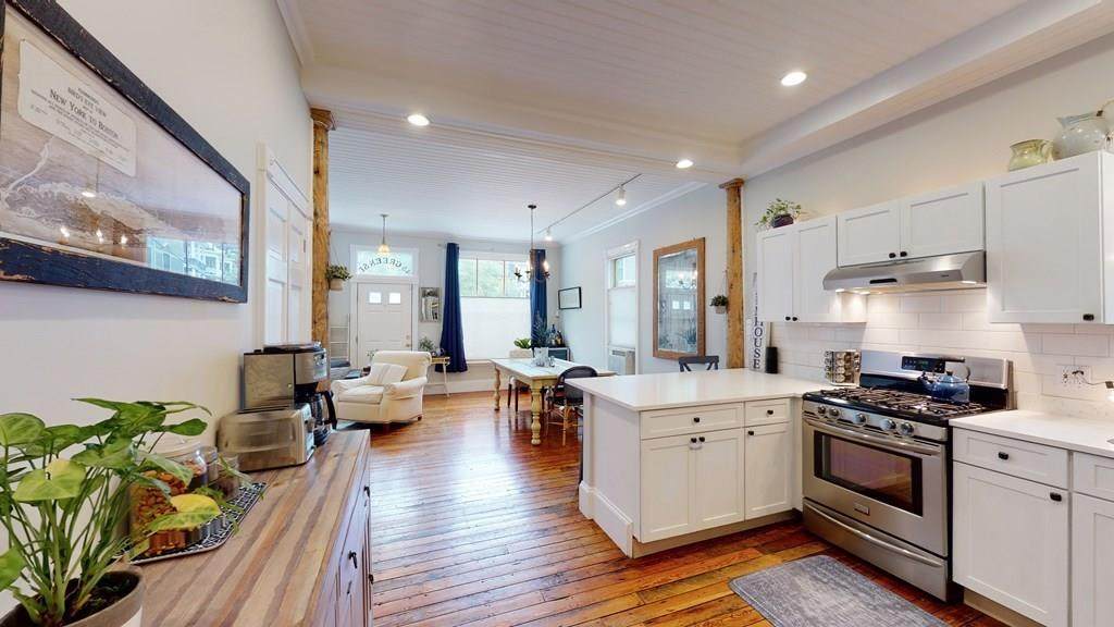 45 Green Street - Photo 1