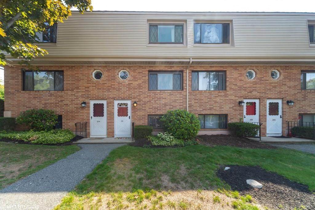 255 Farrwood Dr - Photo 1