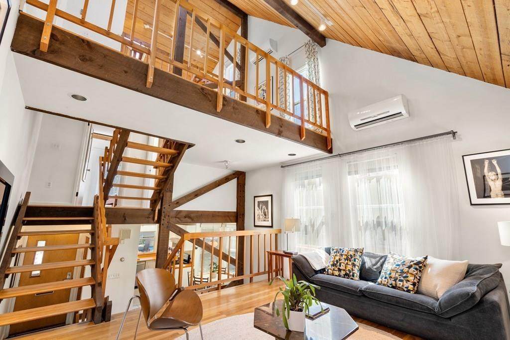 111 Chilton Street - Photo 1