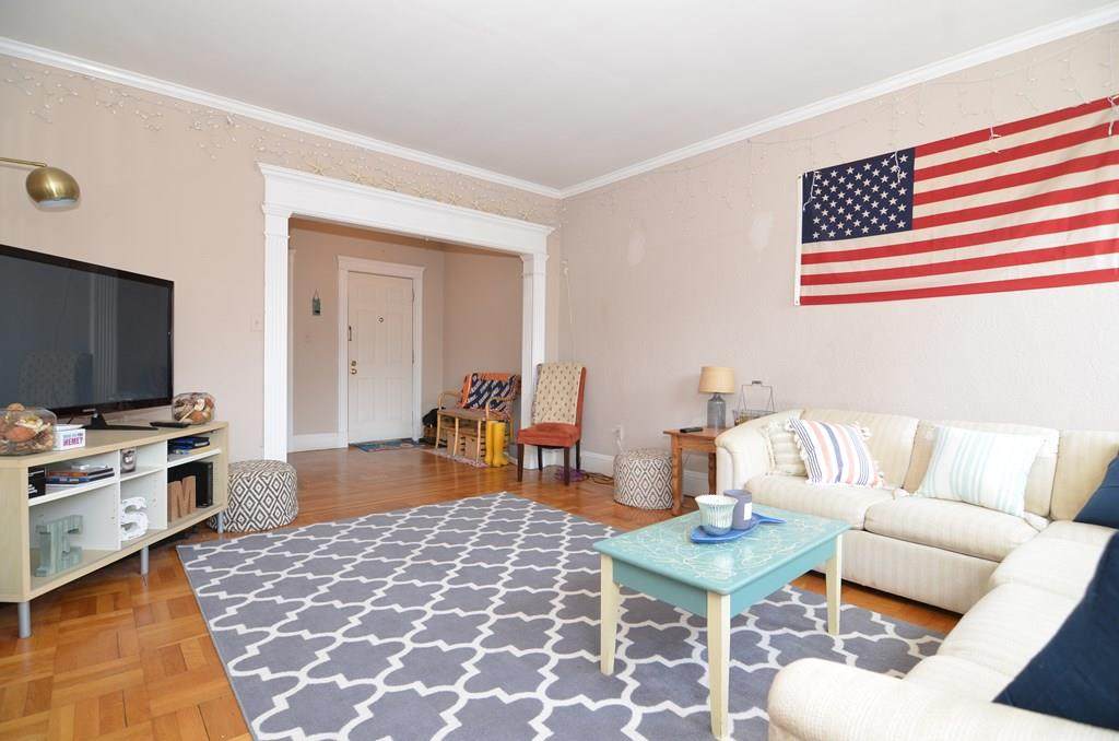 104 Toxteth Street - Photo 1
