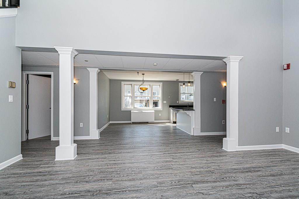 14 Coates Ln - Photo 1