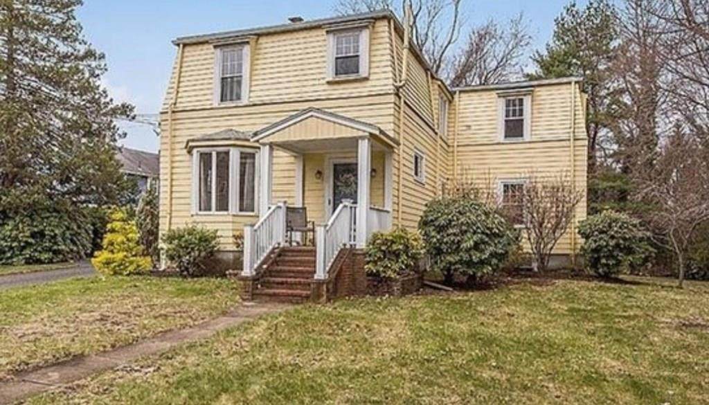 534 Washington Street - Photo 1