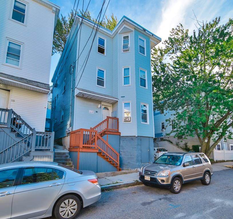 113 Marlborough St - Photo 1