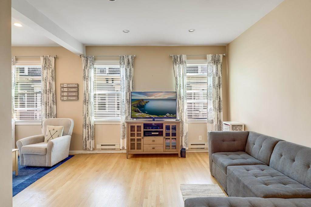 136 High St - Photo 1