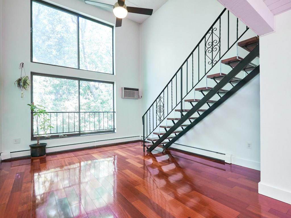 993 Massachusetts Ave - Photo 1