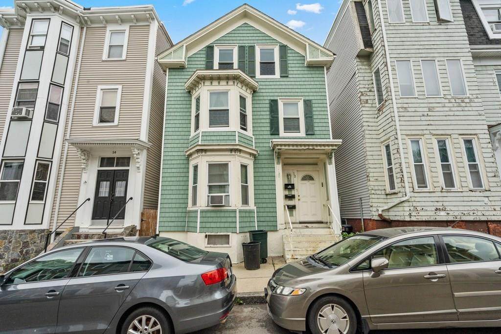 12 Vinton - Photo 1